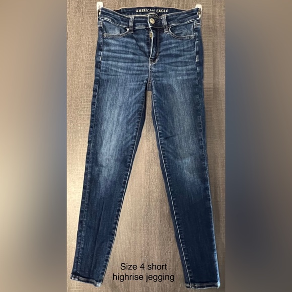 American Eagle Size 4 short - Picture 1 of 2